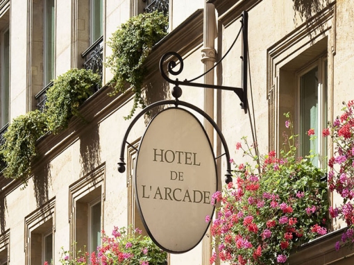 HOTEL DE LARCADE